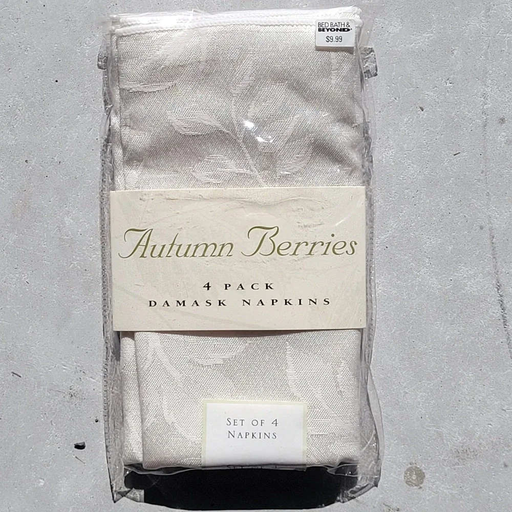 Damask Cotton Fabric Napkins 4-Pack NEW Brownstone Gallery Autumn Berries